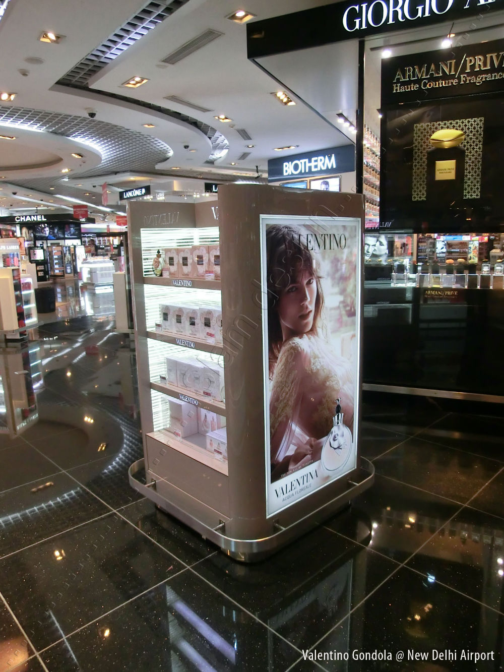Airport Retail